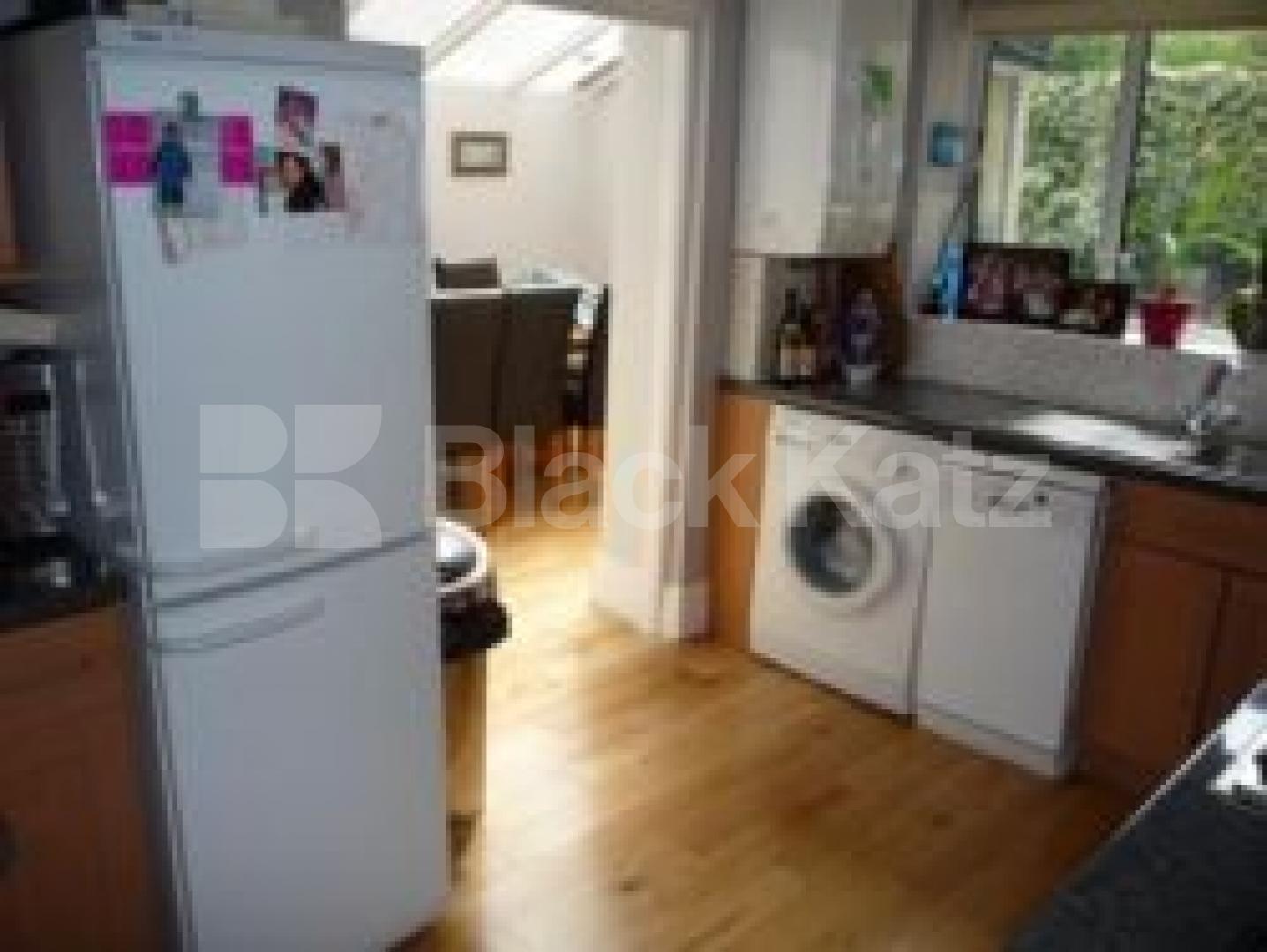			LET!, 2 Bedroom, 1 bath, 1 reception Ground Floor Flat			 Cecile Park, CROUCH END